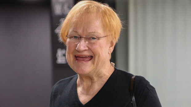 Tarja Haloselle maistui huoltoaseman ruokatarjoilut – perinteikäs juomavalinta!