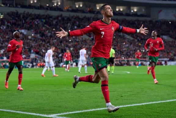 Cristiano Ronaldo perheineen Levillä – maineikas kokki kommentoi mystisesti kahdella sanalla
