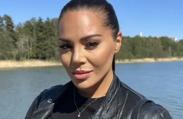 Sofia Belorfin joulu sen kuin jatkuu - esittelee valtavia pakettejaan