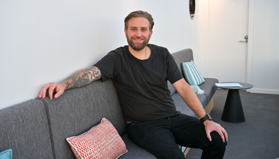 Joel on saamassa esimakua tulevasta, kun hän purjehtii yksin Atlantin yli.