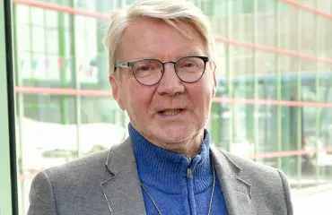 Pirkka-Pekka Peteliuksen psykedeelinen sisustus hämmentää