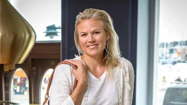 Emilia Vuorisalmi poistui sinkkumarkkinoilta! Mikko Leppilammen ex-vaimo rakastui untuvatakkimieheen – kuvat Seiskassa! Emilia Vuorisalmi