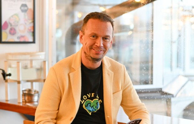 Leuat loksahtivat ökyputiikissa! JP Kukkosen rakkaan olalle ilmestyi uskomaton luksustuote – kuva!