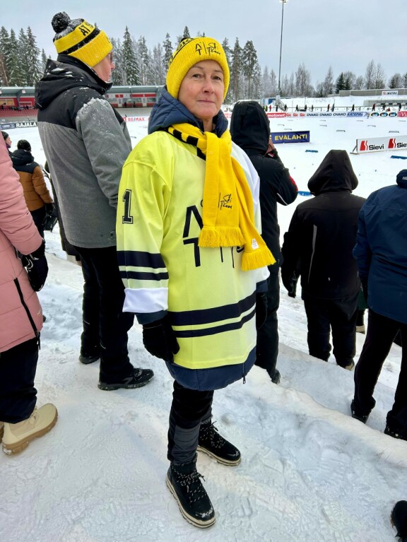 Tuulalla oli illan suunnitelmat valmiina. – Skumppapullat poksautellaan, jahka kämpille päästään!