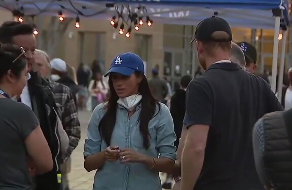 Harry ja Meghan ovat tehneet kaikkensa auttaakseen maastopalojen uhreja.