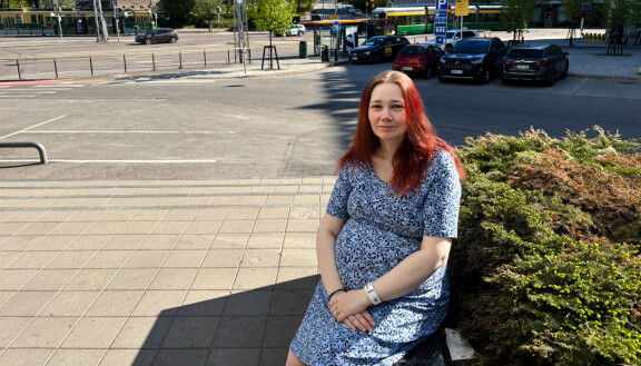 Sarah joutuu Naistenklinikalle vuodelepoon kauden neljännessä jaksossa.