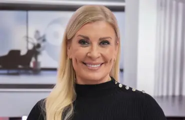 Lyhyt uutisankkuri Kirsi Alm-Siira keksi nokkelan tavan huijata katsojia