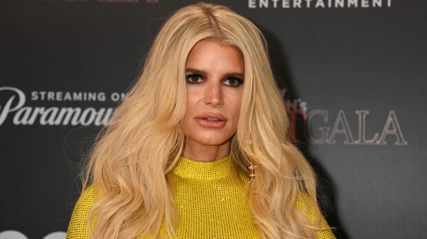 Jessica Simpson ja NFL-komistus: Avioero!