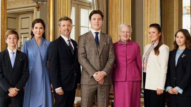 Oho! Muuttaako kuningas Frederik äitinsä kohupäätöstä?
