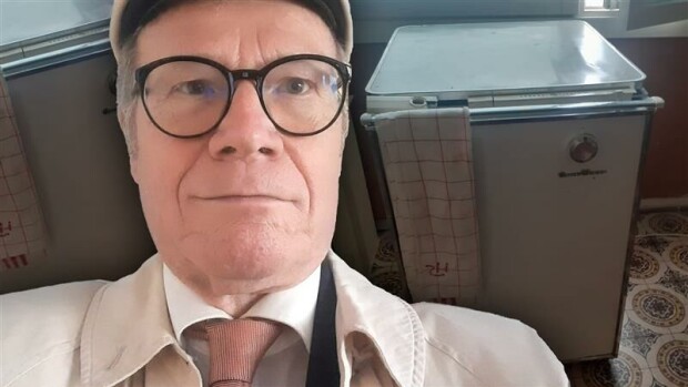 Kimmo Sasi kertoo pesukoneensa tuoreet kuulumiset – myöntää olevansa saita