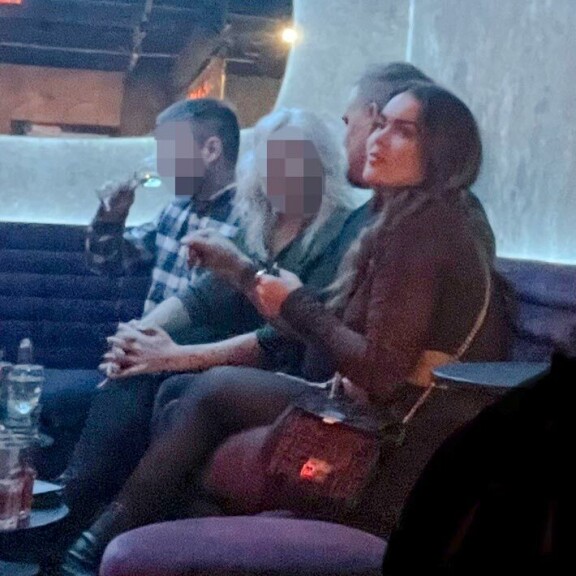 Estotonta kuhertelua! Rosanna Kulju yllätti Oulun yössä – kuva Rosanna Kulju
