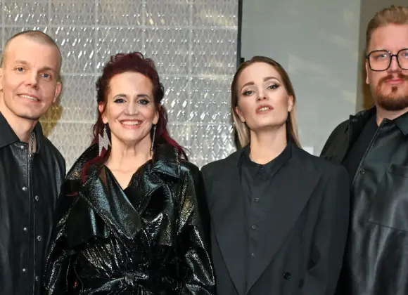 Yllätysveto! The Voice -laulaja valmentajan levy-yhtiöön