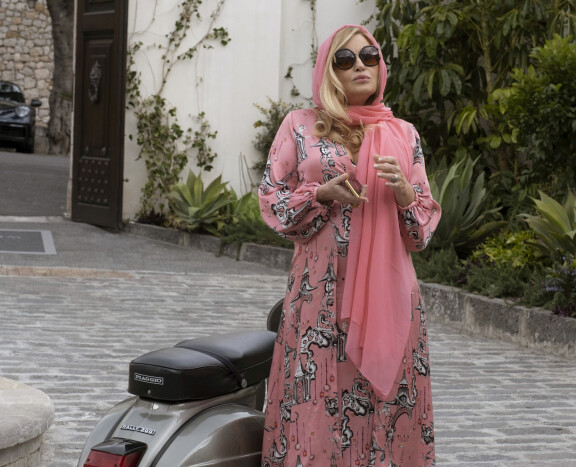 Jennifer Coolidge tähditti The White Lotuksen ensimmäistä ja toista kautta.