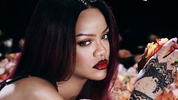 Oho! Rihanna riisui mainoskuviin
