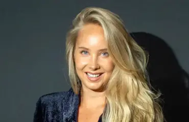 Sabina Särkän terveyshuolet jatkuvat – joutui tiputukseen