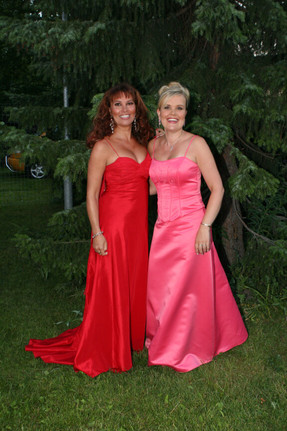 Arja ja Piia Koriseva 2006.