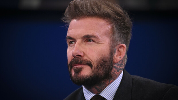 Alushousut nilkkoihin! David Beckham paljastelee