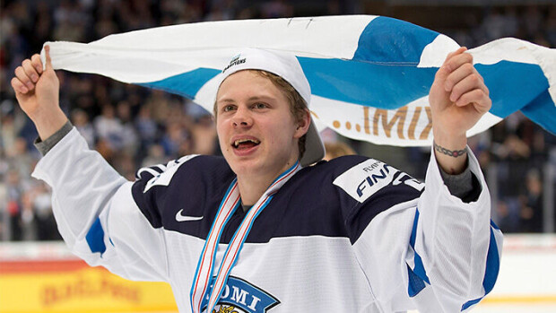 Kasperi Kapanen esitteli vihdoin rakkaansa – romanttinen yhteiskuva julki! kasperi kapanen