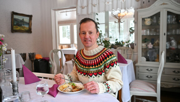 Sami viihtyy perheineen mainiosti Hollolassa. Kuva ravintola Kunnantuvasta.