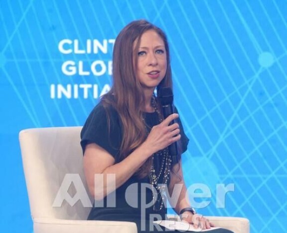 Nykyisin Chelsea Clinton, presidentti Bill Clintonin ja entisen ulkoministeri Hillary Clintonin tytär toimii useissa johtokunnissa, muun muassa Clintonin säätiössä. Lisäksi hän on kirjoittanut lasten tietokirjoja.