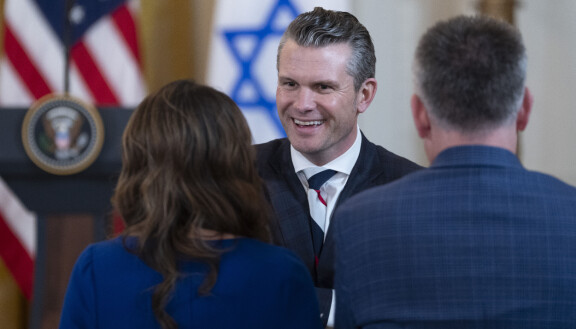 Yhdysvaltain nykyinen puolustusministeri Pete Hegseth on Fox Newsin entinen juontaja.
