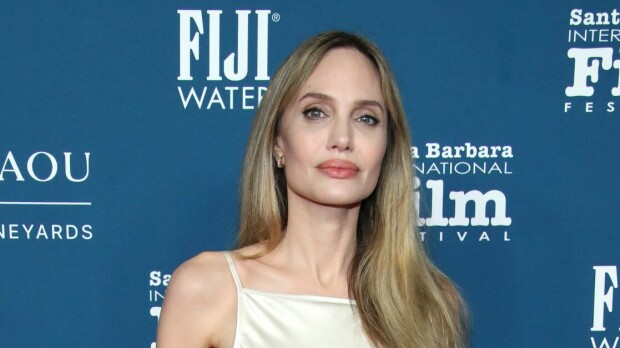 Vau! Angelina Jolie tyrmäävänä