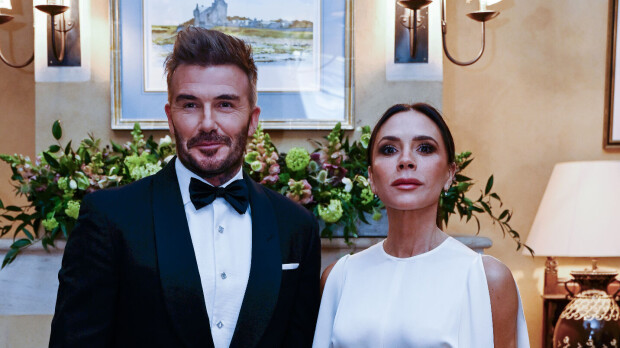 No nyt! Tässä on Victoria Beckhamin deittiasu – video