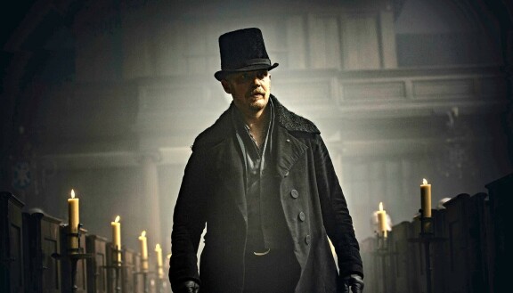Tom Hardy sarjassa Taboo.