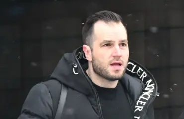 Ensimmäinen yhteiskuva! Niko Ranta-aho ja kuubalaisrakas käänsivät katseita Helsingissä