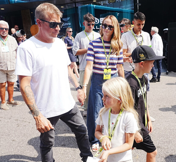 Kimi ja Minttu Räikkösen muuttoa Italiaan vauhditti Robin-pojan karting-harrastus, jossa ex-formulatähti on toiminut mekaanikkona.