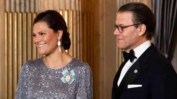 Kruununprinsessa Victorialle ja prinssi Danielille ilouutinen