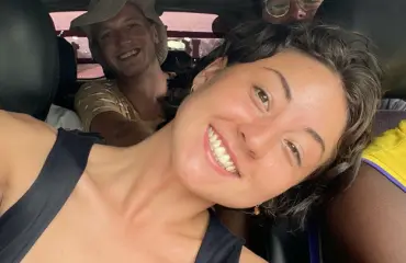 Nuori nainen liftasi läpi Afrikan mantereen – matkustuskulut olivat minimaaliset