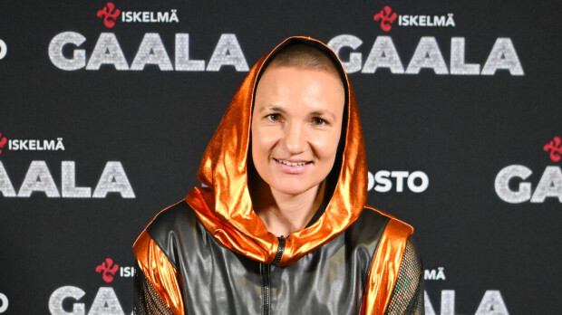 Elina Gustafsson pudotti shokkiuutisen