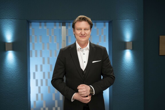 Jaajo ei kommentoi Tomia, mutta kommentoi hänen sanomisiaan Diiliin liittyen.