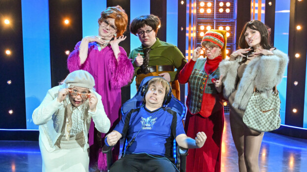 Mitä Putous-hahmojen päässä liikkuu? Sketsihahmot tiukassa tentissä
