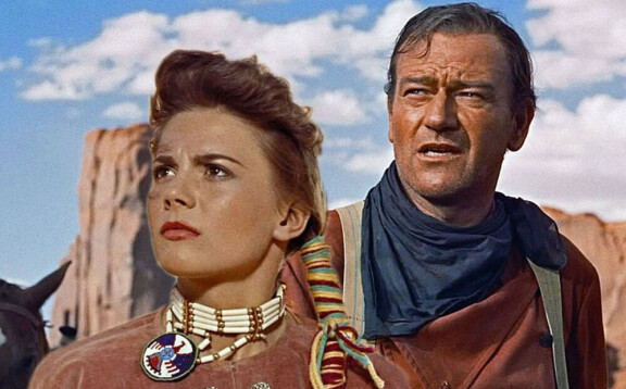 Etsijöiden naispääosan esittäjä Natalie Wood oli kuvausten aikaan lukiota käyvä teini-ikäinen.