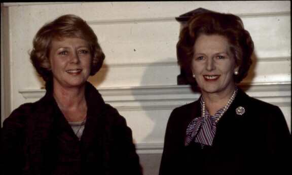 Euroopan kaksi rautarouvaa: Vigdís Finnbogadottir ja Ison-Britannian pääministeri Margaret Thatcher.