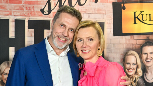 Jari Sarasvuolta erikoinen kommentti – Virpi puuttui peliin