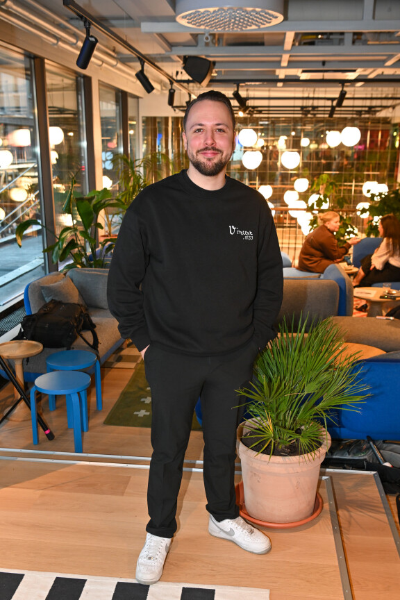 Niko Häklin kokemus eroa täysin Tomi Tulisalmesta Diilin ja Jaajon suhteen.