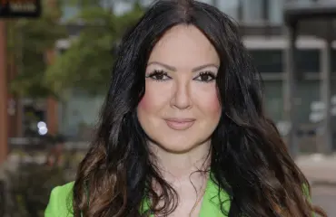 Me Naiset: Elina Kanerva erosi