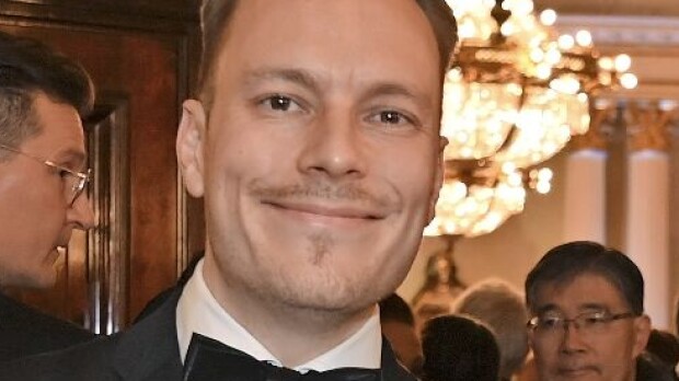 Markus Räikkönen lähti reissuun − poseeraa yllättävässä seurassa