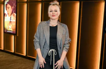 Anna Puu rikkoi hiljaisuuden