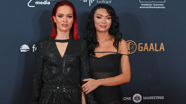 Shirly Karvinen ja Sanni: Suhteen tilasta uutta tietoa