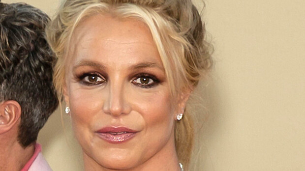 Mitä ihmettä?! Britney Spears poltti kylpyhuoneensa