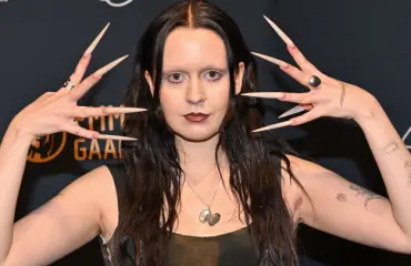 Pehmoaino kommentoi erikoista tv-mokaansa