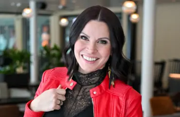 Mari Valosaari katosi radiosta – ikävä syy taustalla