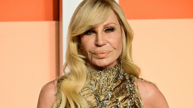 Donatella Versacelta shokkiuutinen