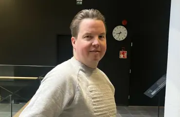Naisen pahoinpitelystä syytetty Janne Raninen saapui oikeuteen – tiukka kommentti