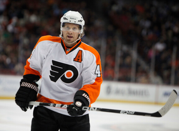 Kimmo edusti valtaosan NHL-urastaan Philadelphia Flyersia.