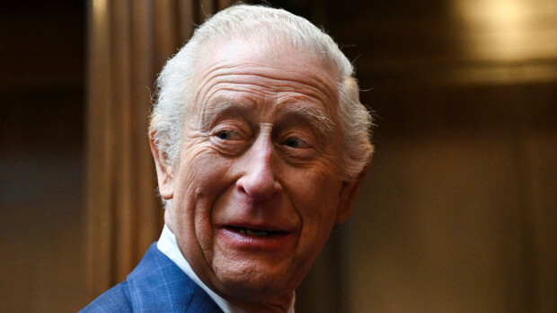 No mitä nyt taas, Charles? Irlanti teki kuninkaasta hupiukon